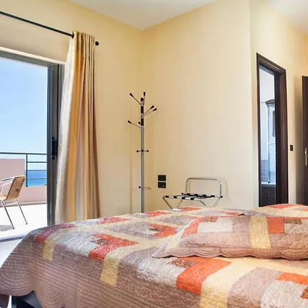 Skala Sleeps 6 Pool Wifi Villa Skala (Kefalonia)