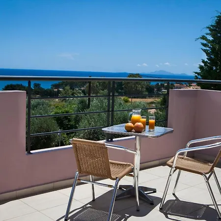 Skala Sleeps 6 Pool Wifi Villa Skala (Kefalonia)